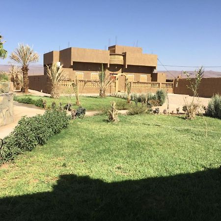 Kasbah Meteorites Hotell Imi n'Ouzrou Eksteriør bilde