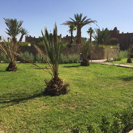 Kasbah Meteorites Hotell Imi n'Ouzrou Eksteriør bilde