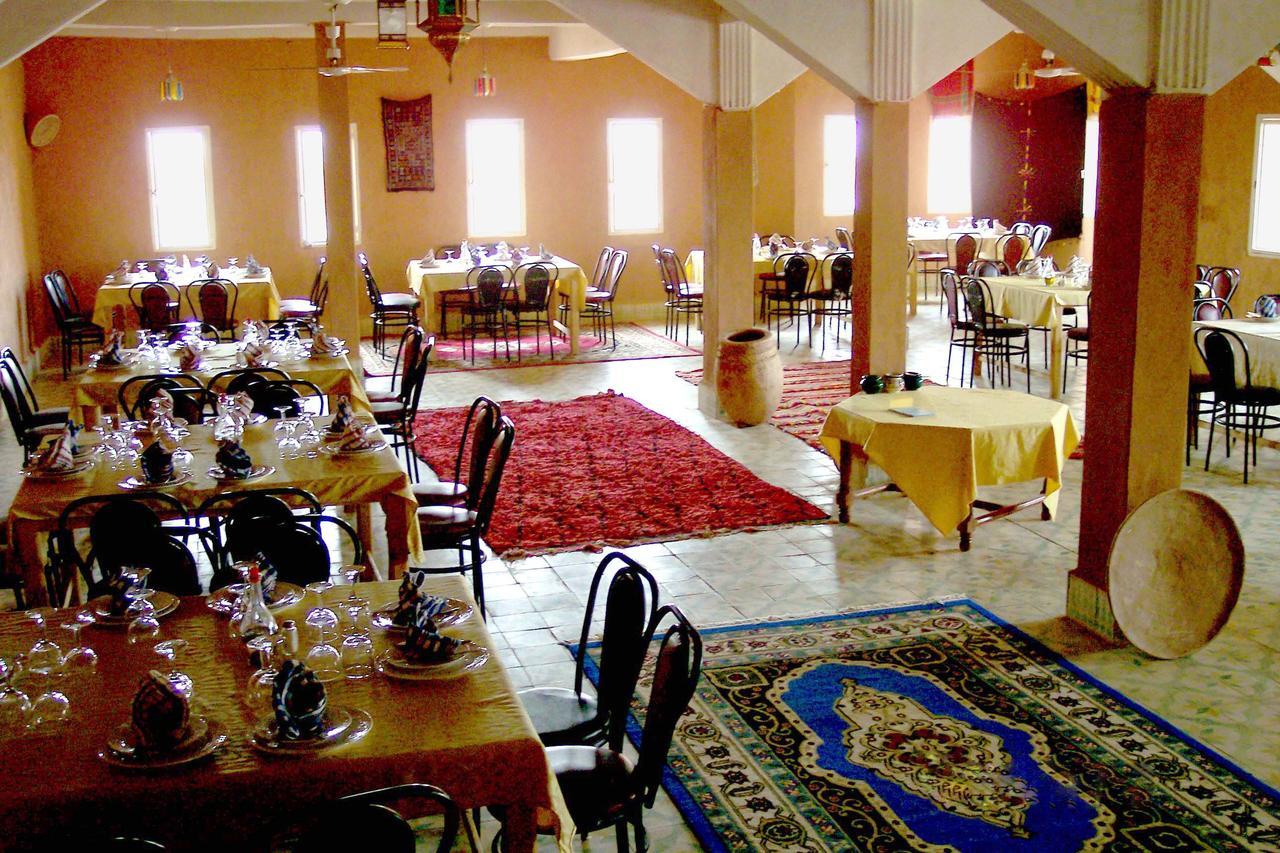 Kasbah Meteorites Hotell Imi n'Ouzrou Eksteriør bilde